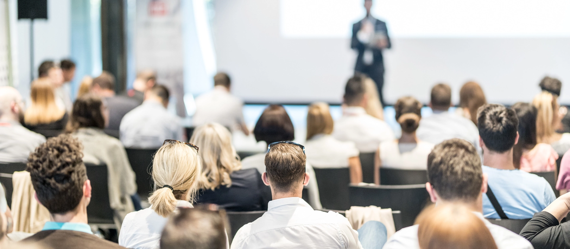 Speaker Vortrag Konferenz mit Publikum