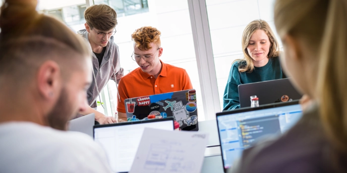 Code & Create Visual zur Verwendung im Kontext Code & Create