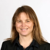 Portraitbild von Petra Zahner