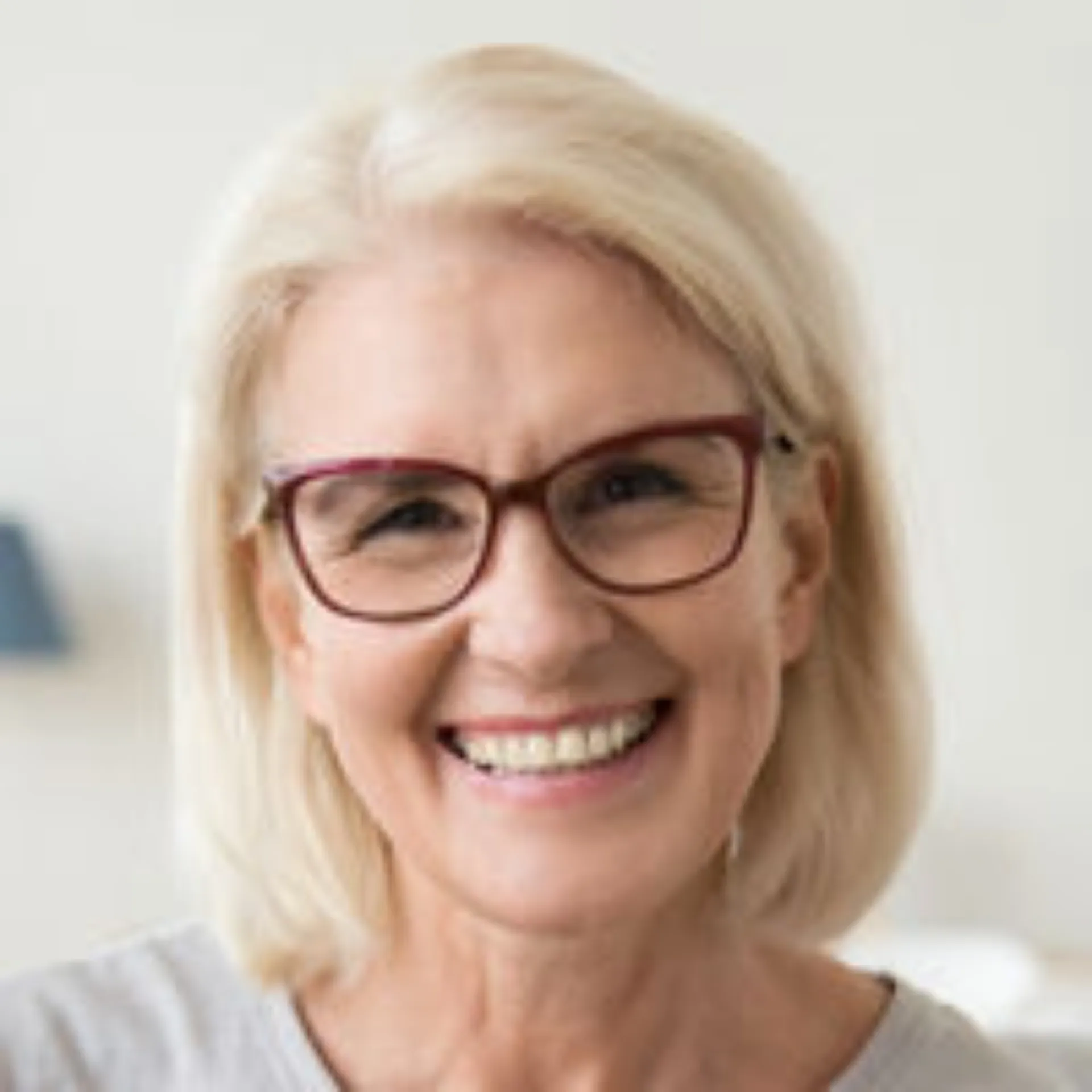 20210216-msg-outputmanagement-testimonial-hausfrau